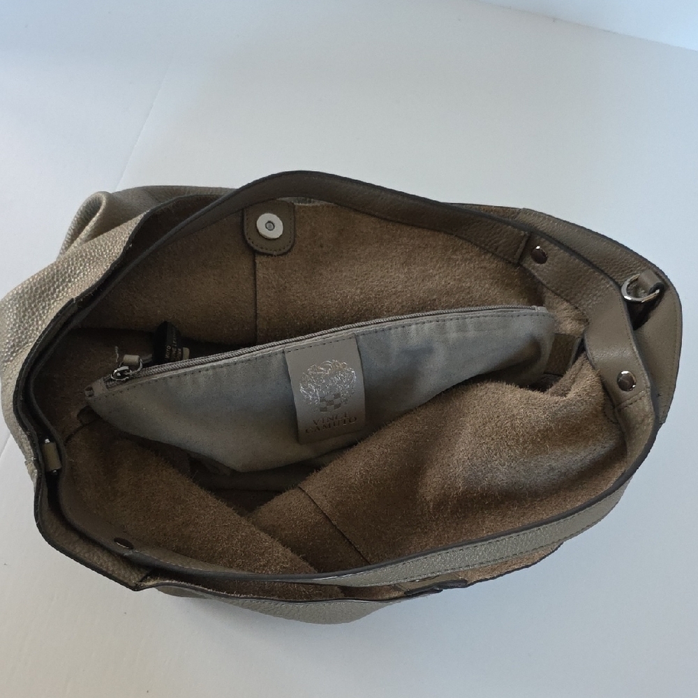 Vince Camuto 100% Leather Shoulder Bag/Hobo/Slouchy bag - Picture 12 of 16